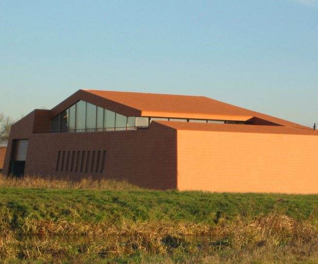 bedrijfsgebouw-ambrava-holding-dordrecht-gevel2