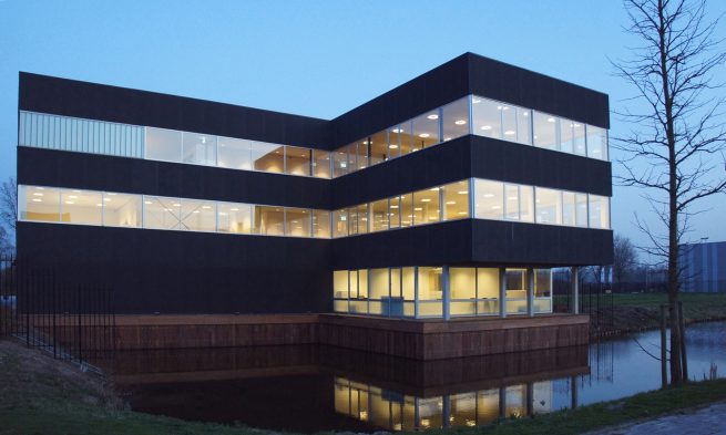 Bedrijfsgebouw-Intercool-Zwijndrecht-gevel3