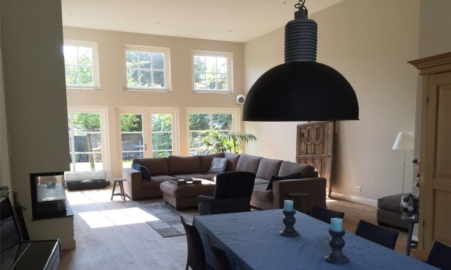 herbestemming-muziekschool-woonhuis-Zierikzee-woonkamer