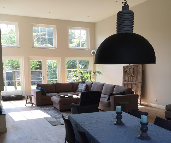 herbestemming-muziekschool-woonhuis-Zierikzee-woonkamer