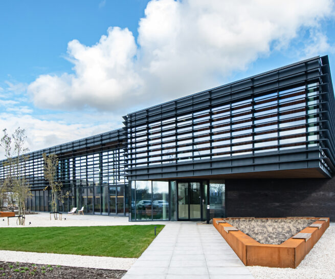 Kantoorpand-Maxxton-Koole_Controls-Middelburg-entree